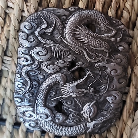 Vintage 1974 dragon belt buckle - Picture 2 of 3